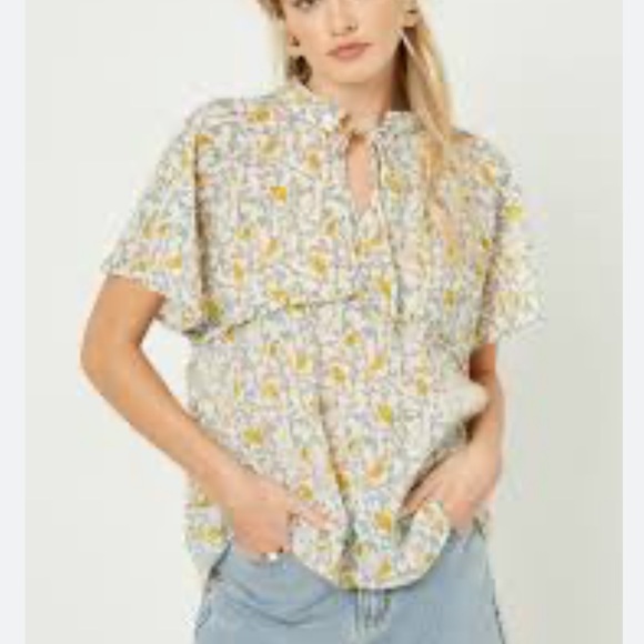 Hayden New York flutter sleeve floral print size medium - Picture 1 of 4